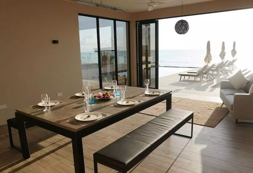 Majatalo Room In Guest Room   Villa Bluu At The Beach