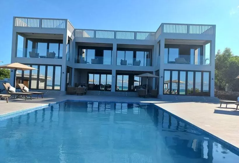 Majatalo Room In Guest Room   Villa Bluu At The Beach