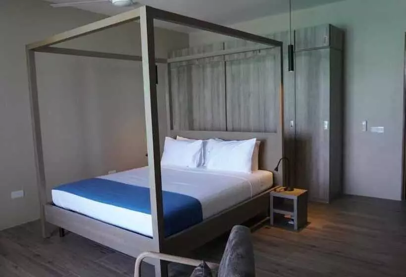 Majatalo Room In Guest Room   Villa Bluu At The Beach