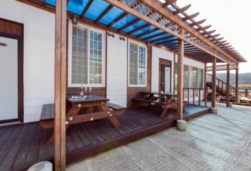 Pohang Badasarang Pension