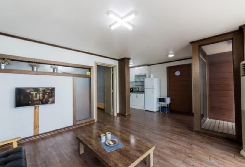 Pohang Badasarang Pension