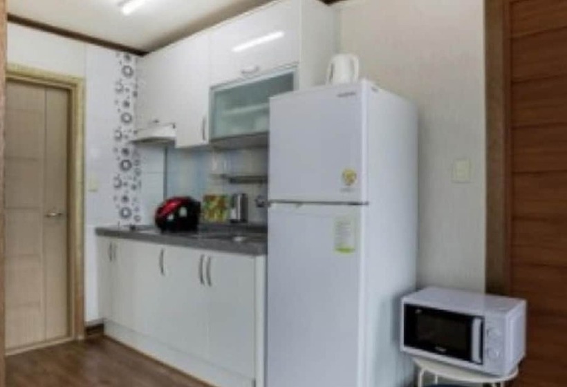 Pohang Badasarang Pension