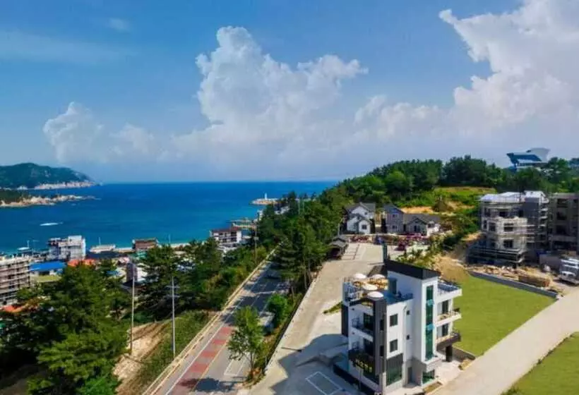 Samcheok Gio Pension
