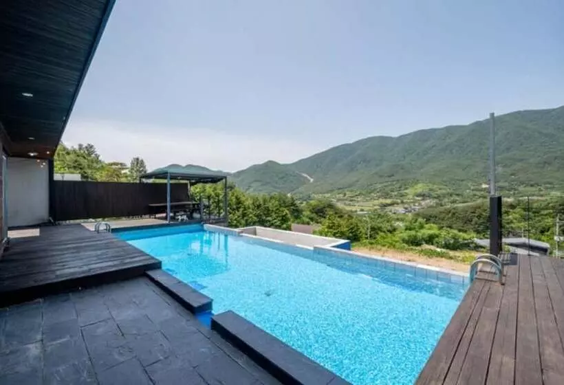 Sancheong Jirisanui Haru Pension