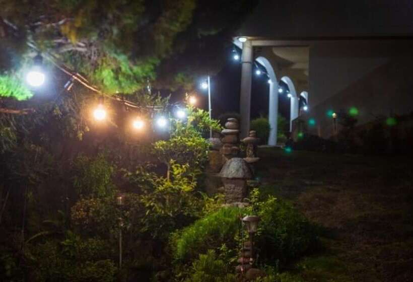 Seogwipo Hwamok Pension