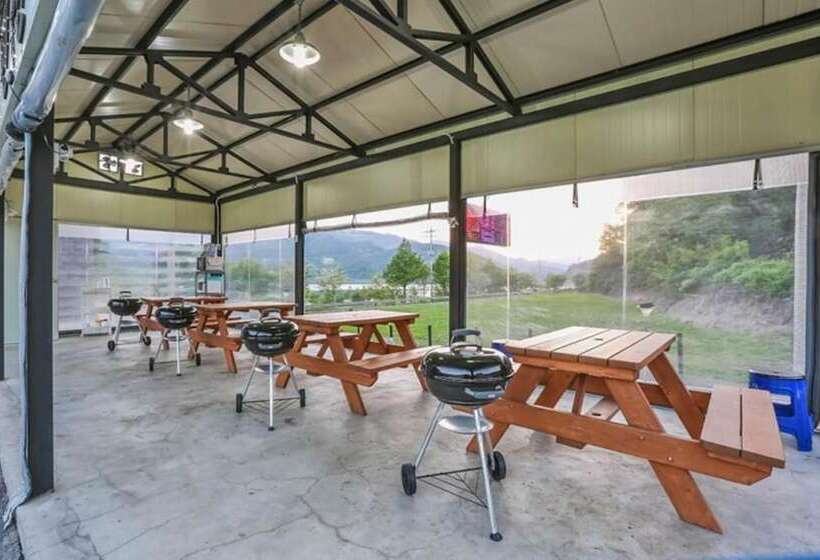 Yanggu Butterfly Pension