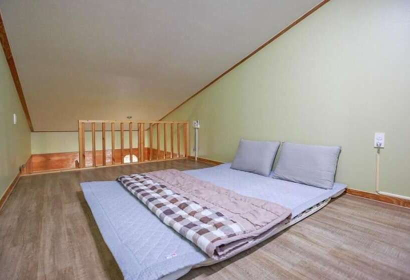 Yanggu Butterfly Pension