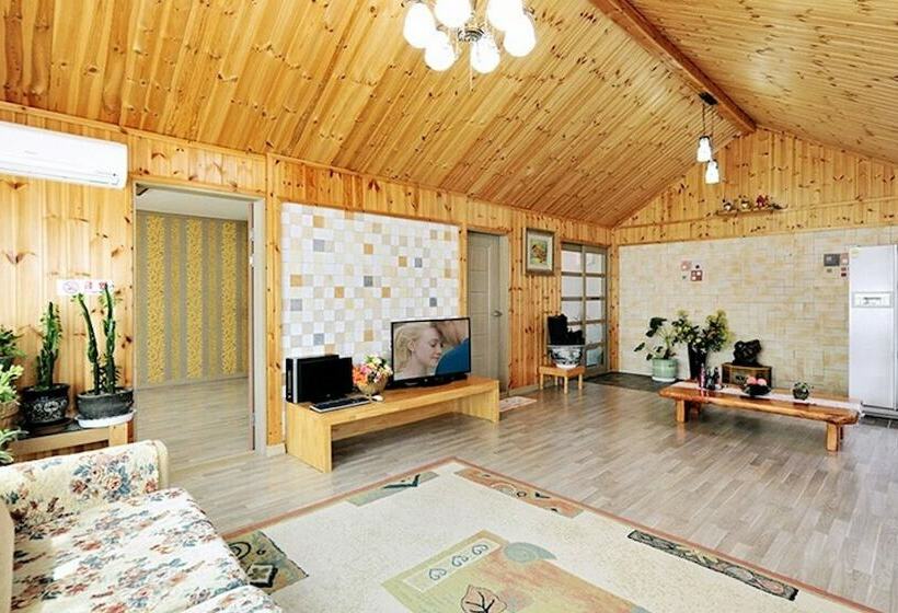 Yanggu Kwakgol Pension