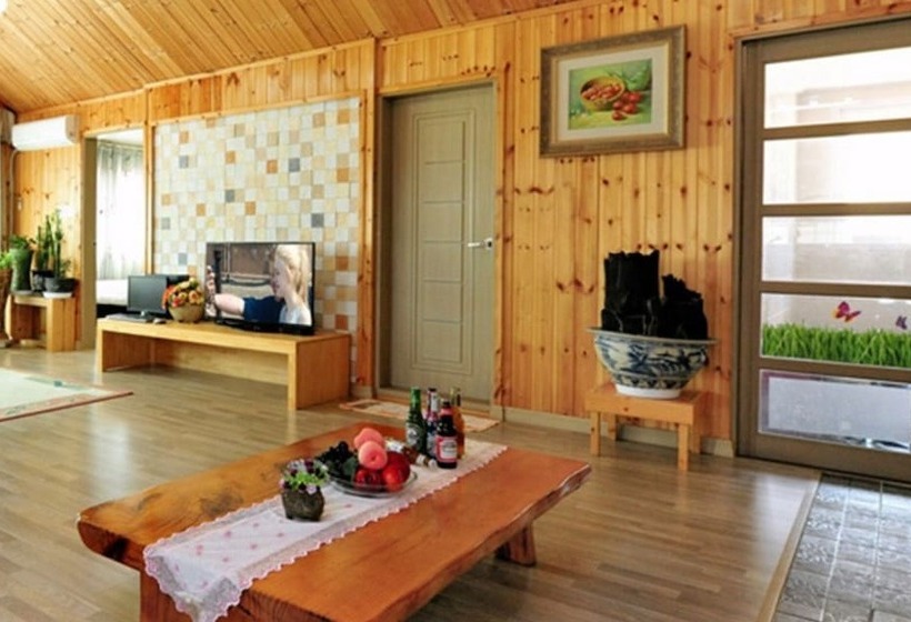 Yanggu Kwakgol Pension