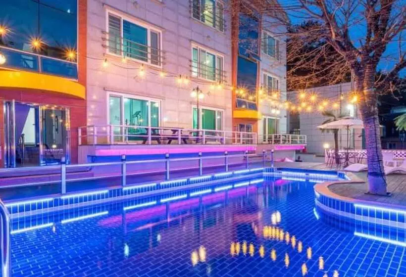 Yeosu Bebeolleh Pension