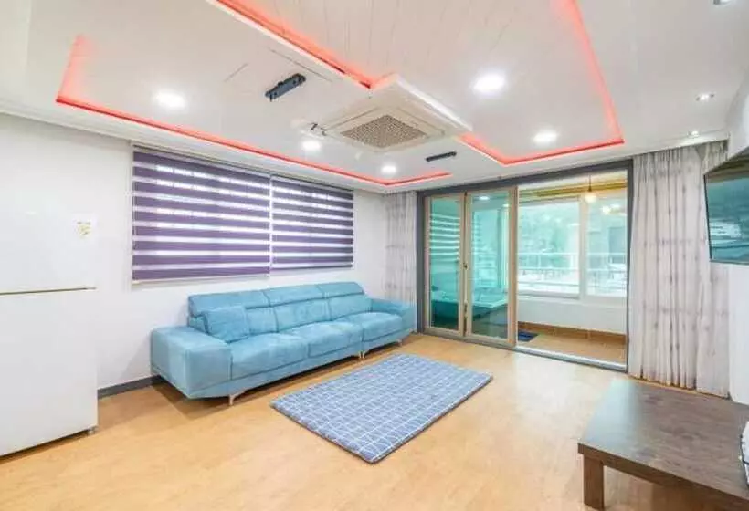 Yeosu Bebeolleh Pension