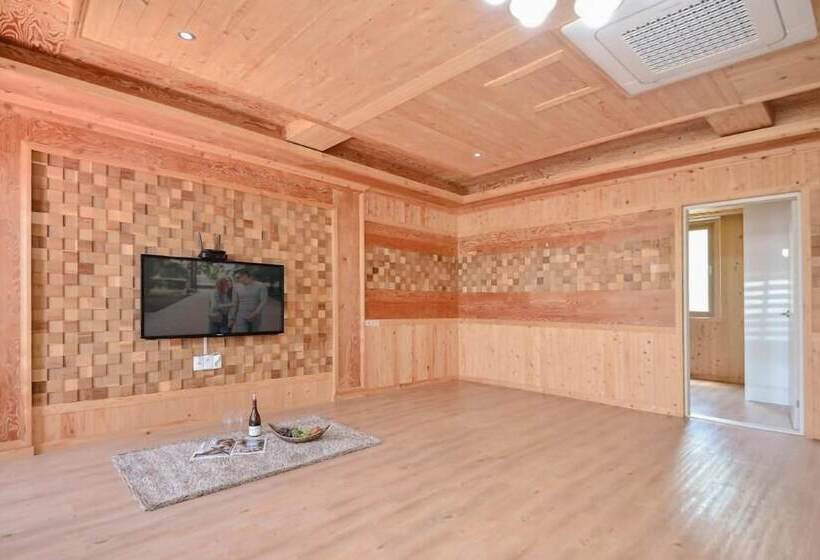 Yeosu Sea And Starnight Pension