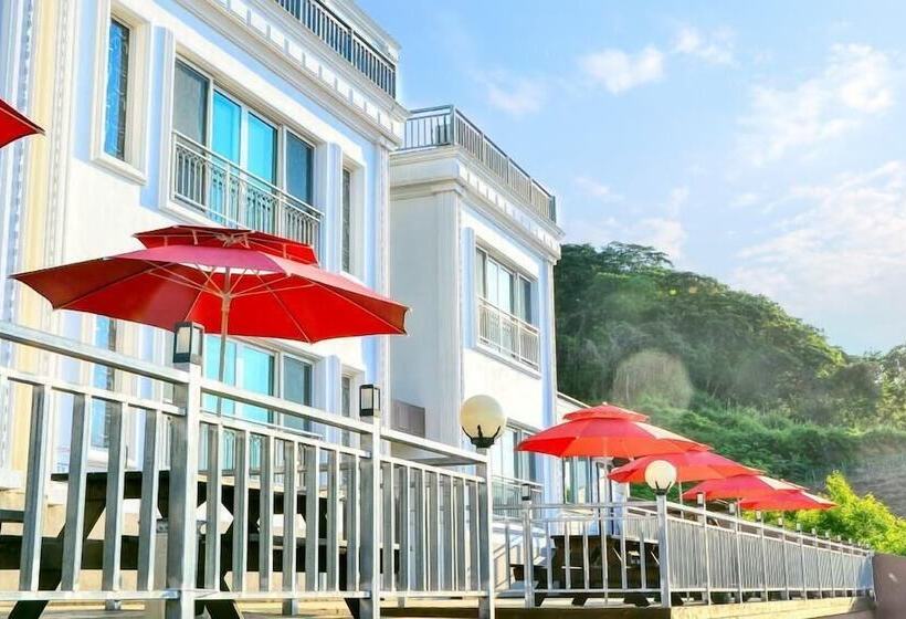Yeosu Sea And Starnight Pension