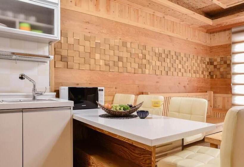 Yeosu Sea And Starnight Pension