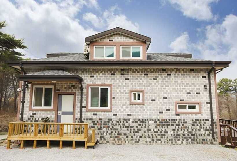 Yesan Deulsaem Pension