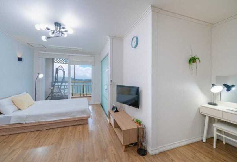 Geoje Badageurigo Pension