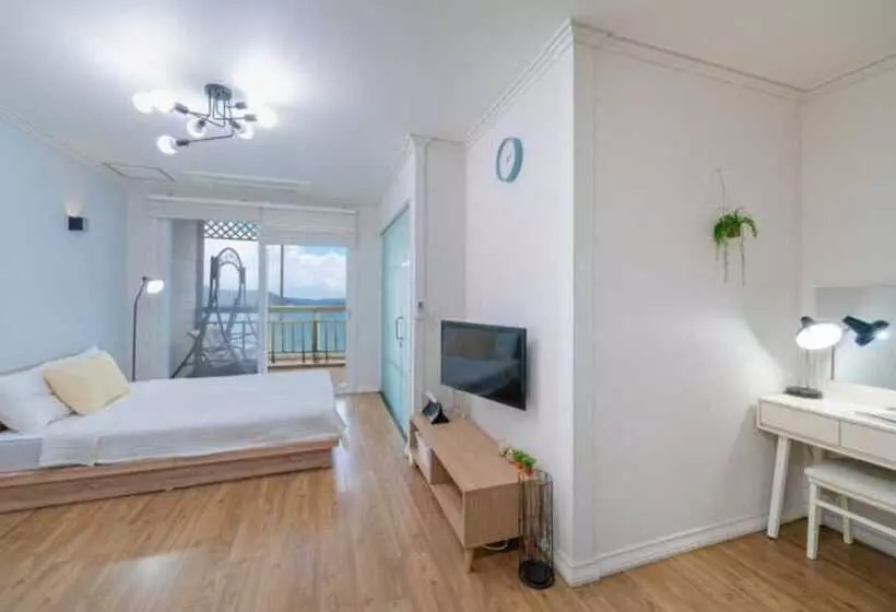 Geoje Badageurigo Pension