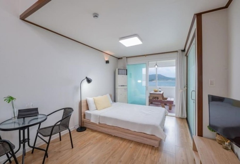 Geoje Badageurigo Pension