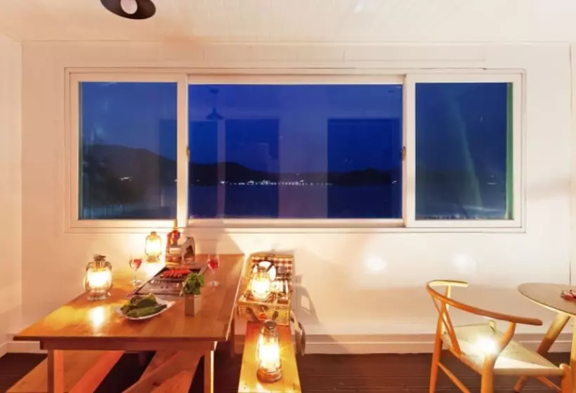 Geoje Badageurigo Pension