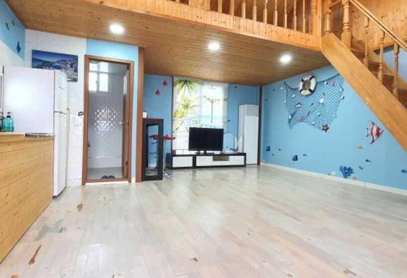 Boryeong Badasori Pension