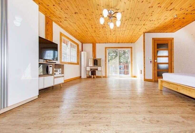 Boryeong Sky Garden Pension