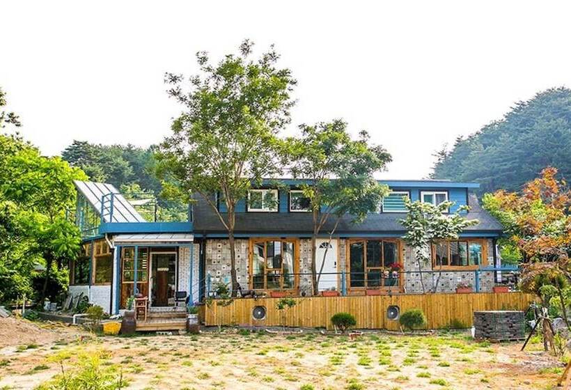 Gangneung Clay House Pension