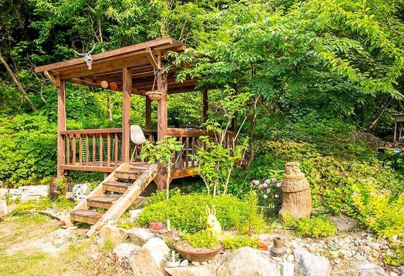 Gangneung Clay House Pension