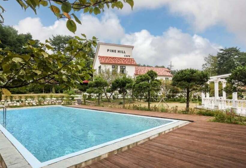 Gangneung Pine Hill Pension