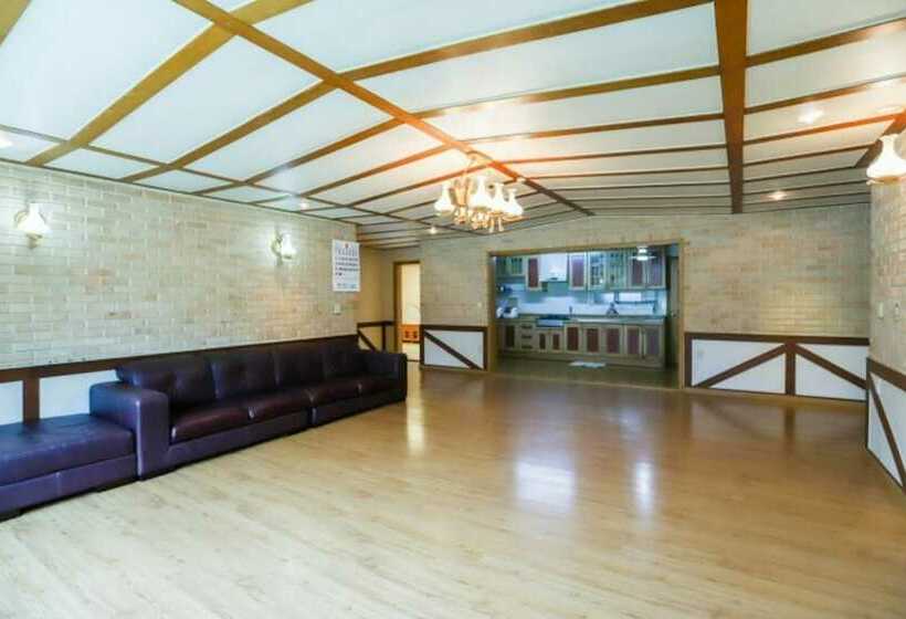 Gapyeong Dolmaru Pension