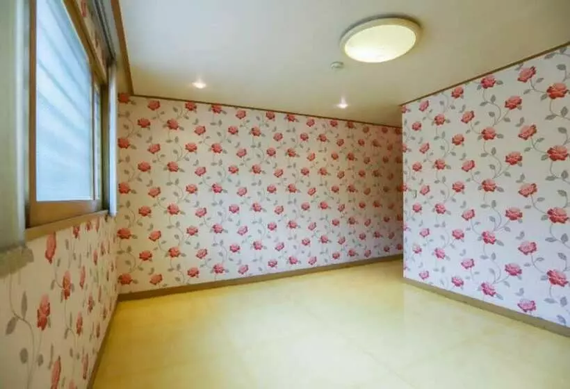Gapyeong Dolmaru Pension