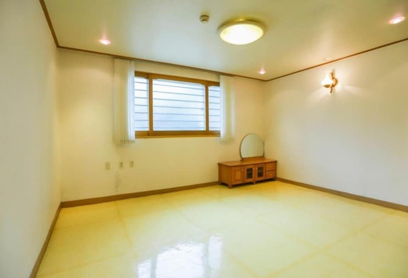 Gapyeong Dolmaru Pension
