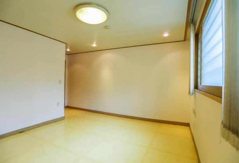 Gapyeong Dolmaru Pension