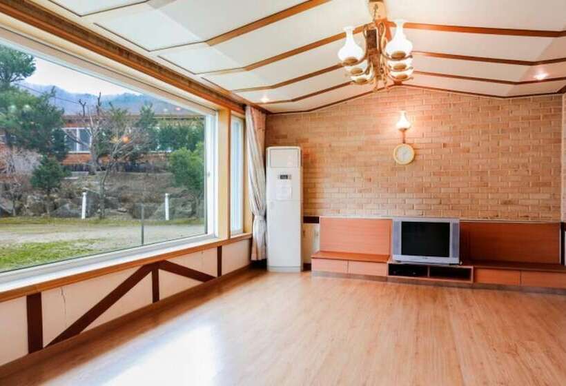 Gapyeong Dolmaru Pension