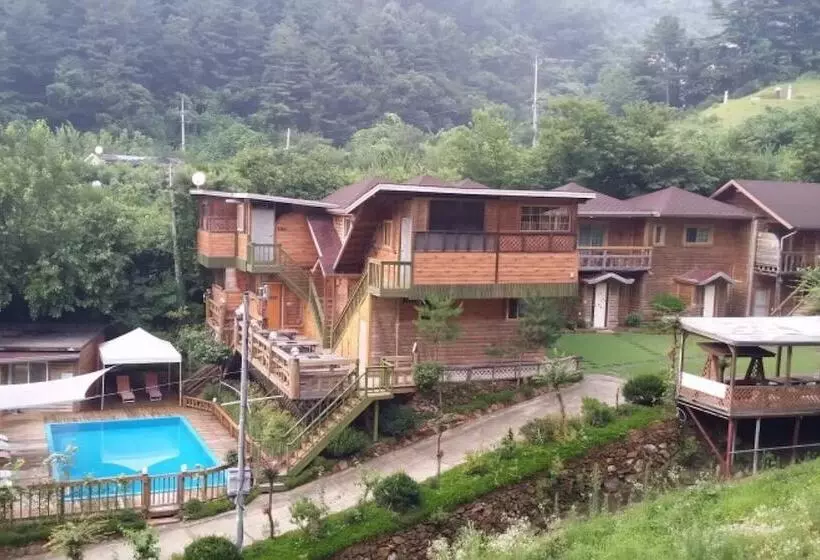 Gapyeong Spring Aroma Pension
