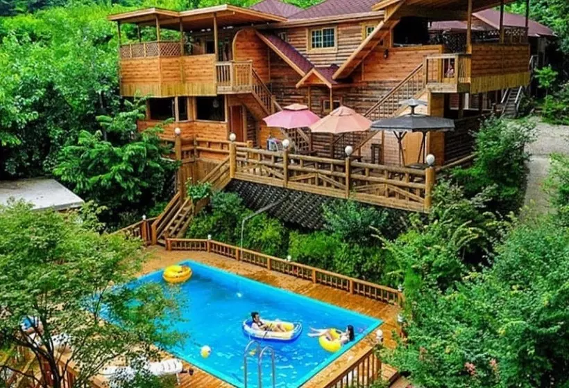 Gapyeong Spring Aroma Pension
