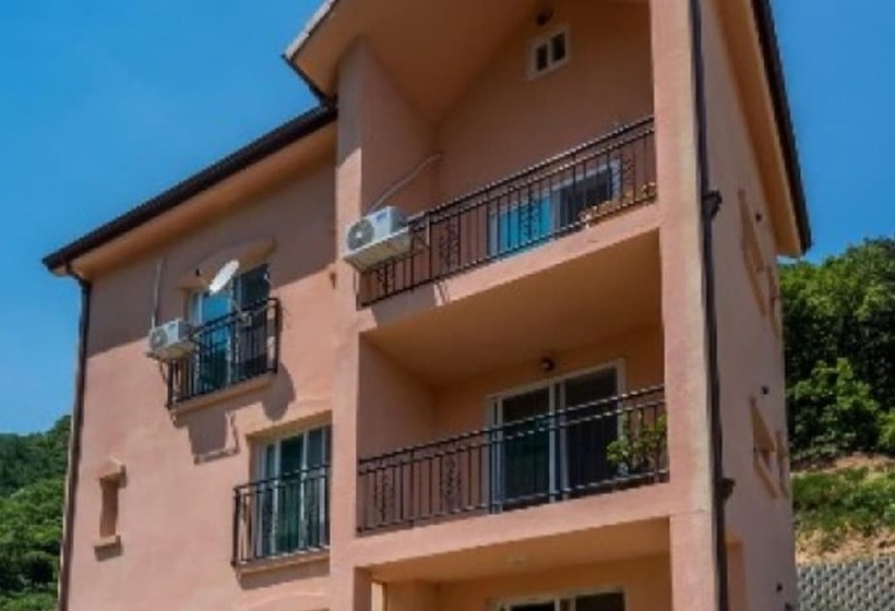 Spa Pension In The Forest Of Gapyeong