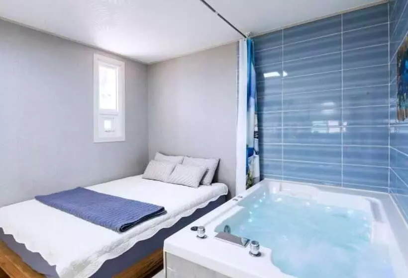 Spa Pension In The Forest Of Gapyeong