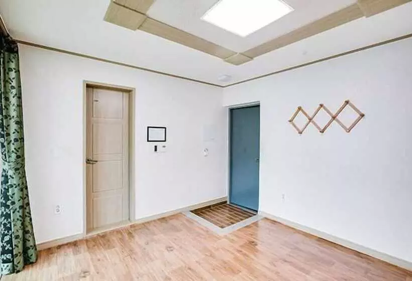 Geoje Rojas Condo Pension