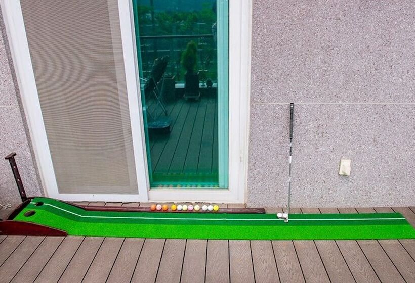 Geojedo Namsukine Pension