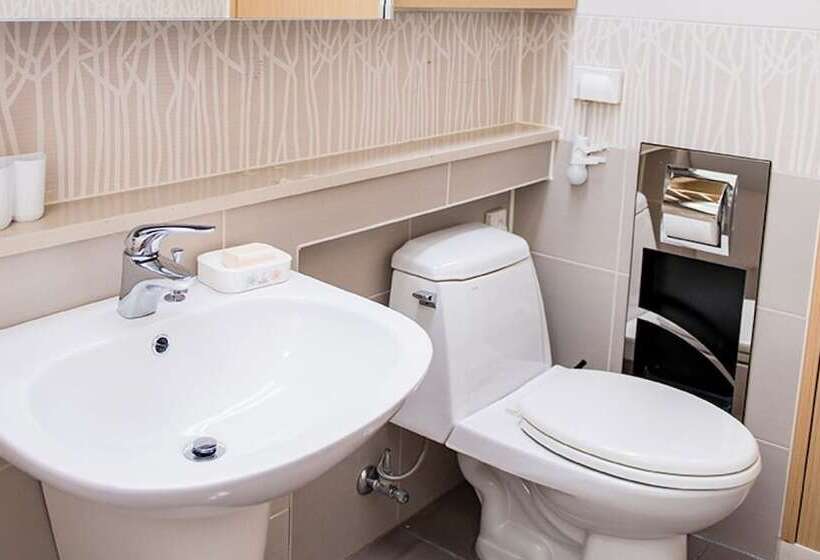 Geojedo Namsukine Pension