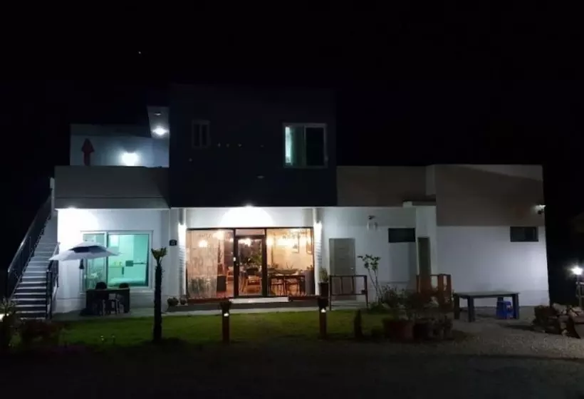 Goheung Gaeuruinun Pension