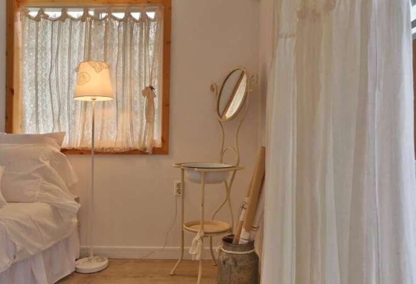 Gyeongju Tenderness Pension