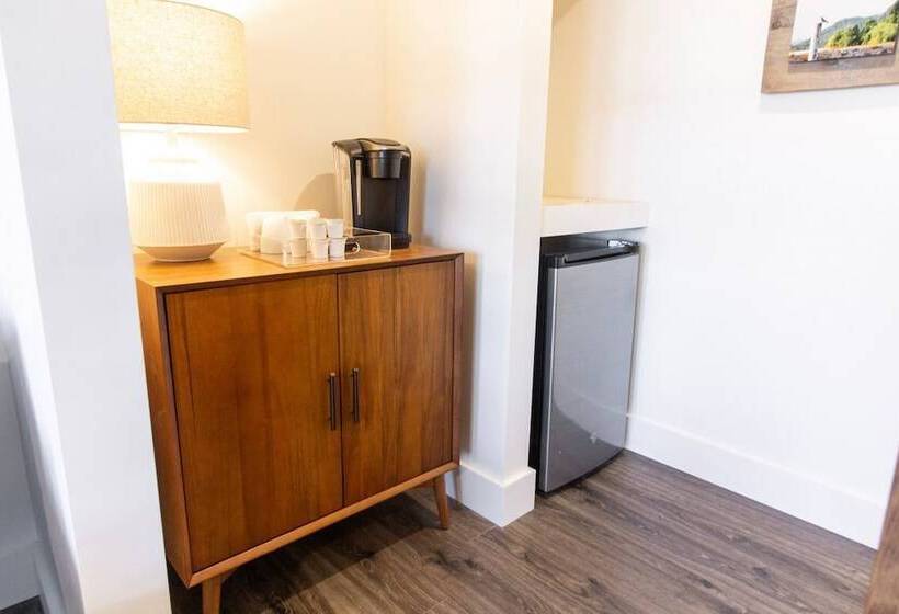 فندق Wildwood Resort & Marina