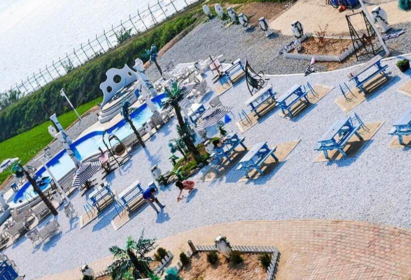 Hwaseong Santorini Pension 8