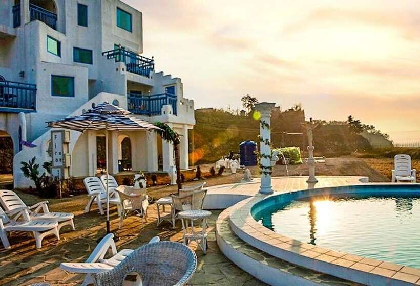 Hwaseong Santorini Pension 8