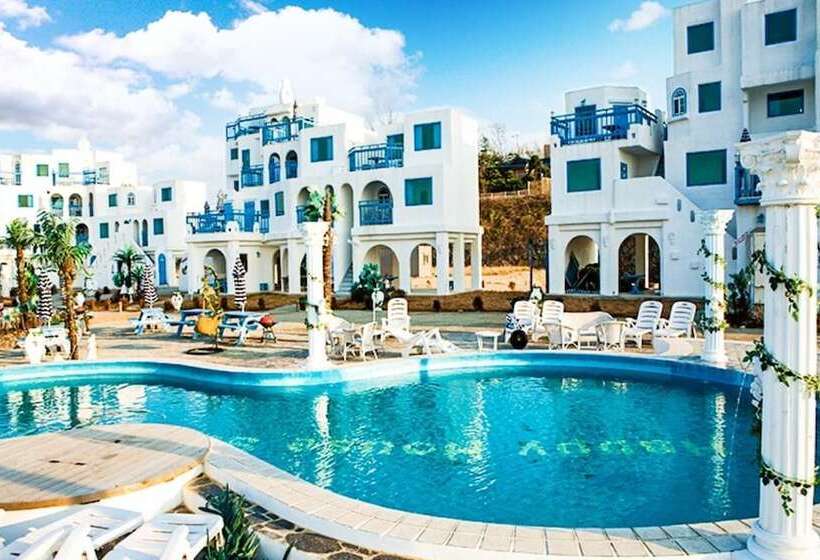 Hwaseong Santorini Pension 8