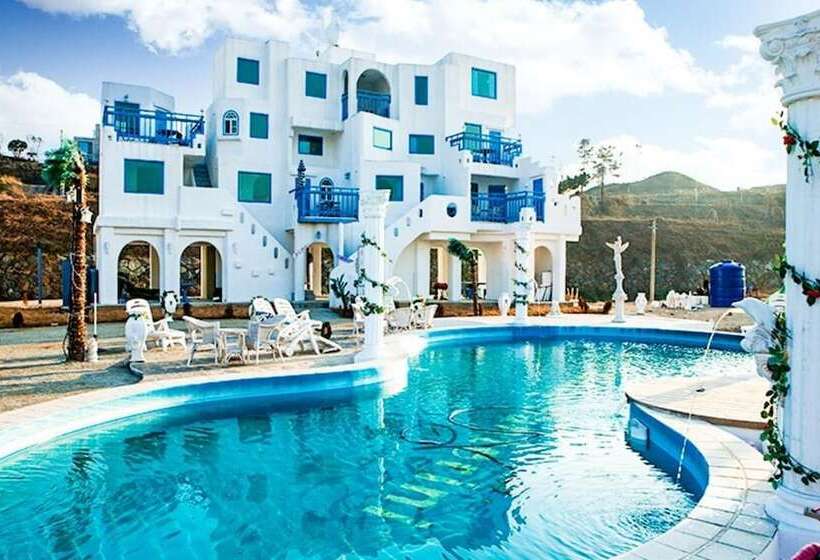 Hwaseong Santorini Pension 8