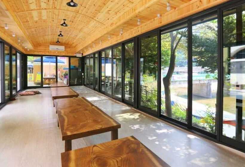 Jecheon Nine Valley Pension