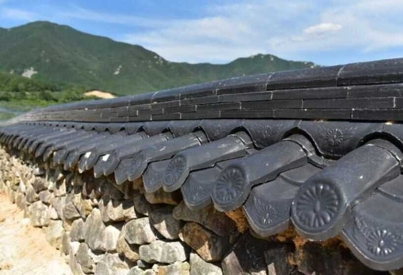 Miryang Eoleumgol Hanok Pension