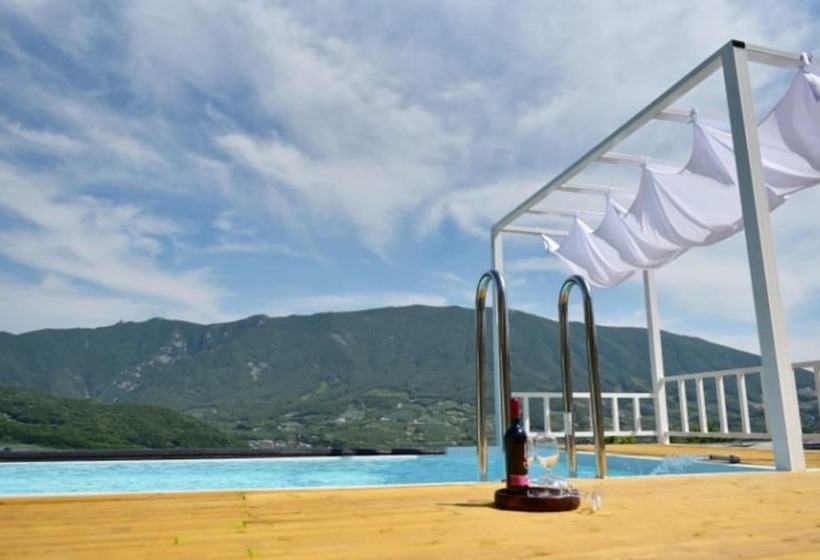 Miryang Eoleumgol Hanok Pension